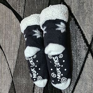 MUK LUKS SUPER SOFT SHERPA SLIPPER SOCKS PRICE FIRM